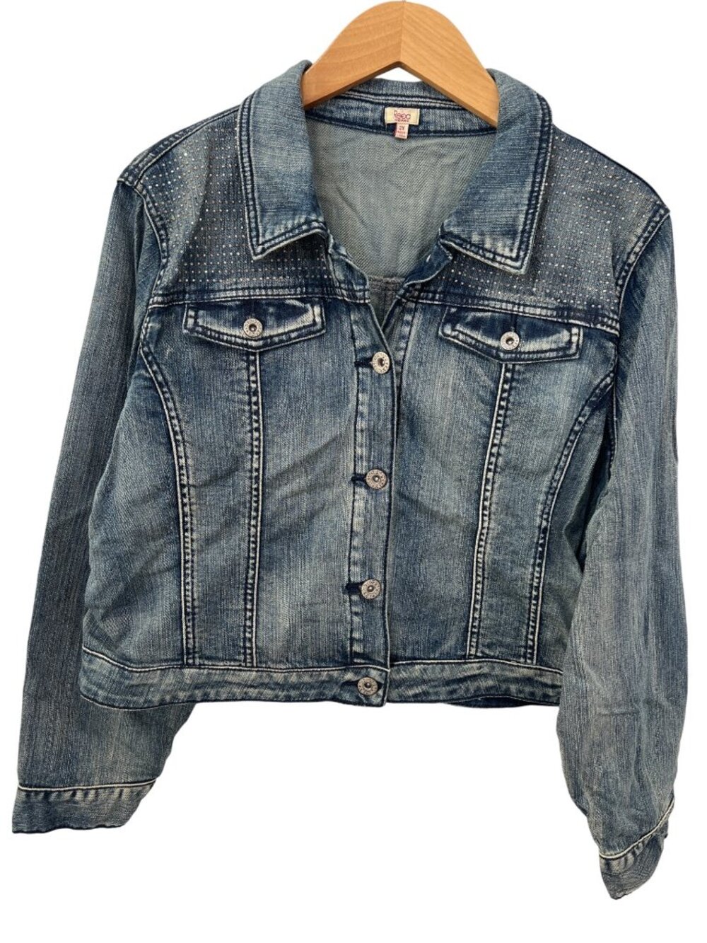 Reba Trucker Jacket Size 2X Studded Denim Jean Button Front Medium Wash Blue NEW